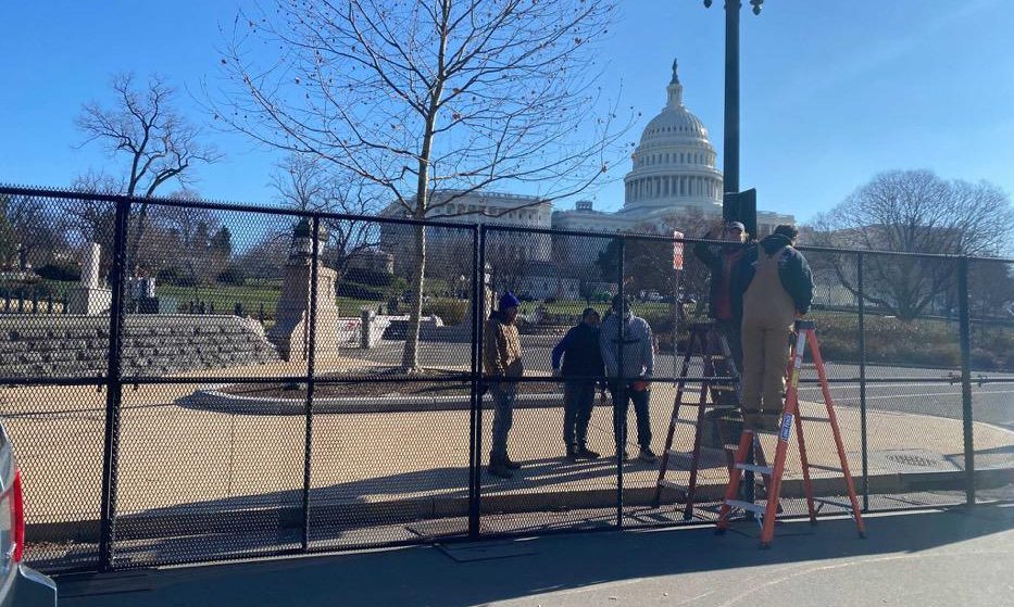 A Non-Scalable Fence Has Been Installed Around The U.S. Capitol