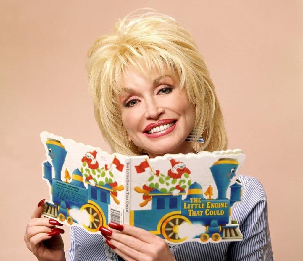 Dolly Parton Will Read Bedtime Stories To Help Send You Off To Sleep