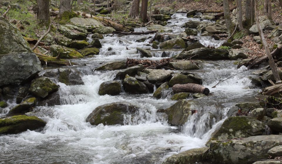 This Hiking Trail At Shenandoah National Park Will Lead You To 6 Stunning Waterfalls