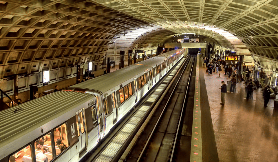 The Metrorail Will Now Stay Open Until Midnight Everyday